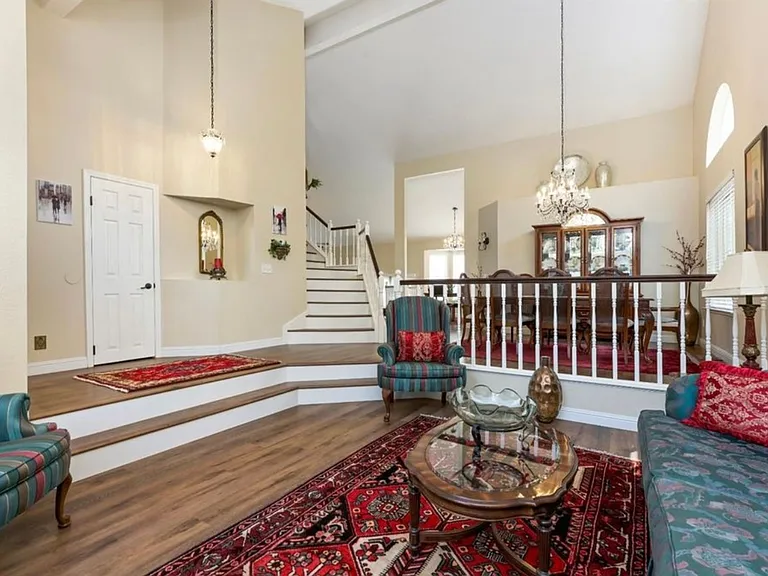 8216 Rockbury Way — Photo 31