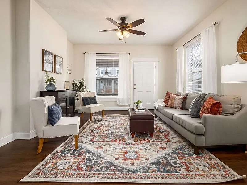 3 bed, 1.0 bath, 1700 sqft, $1,600 — Photo 3