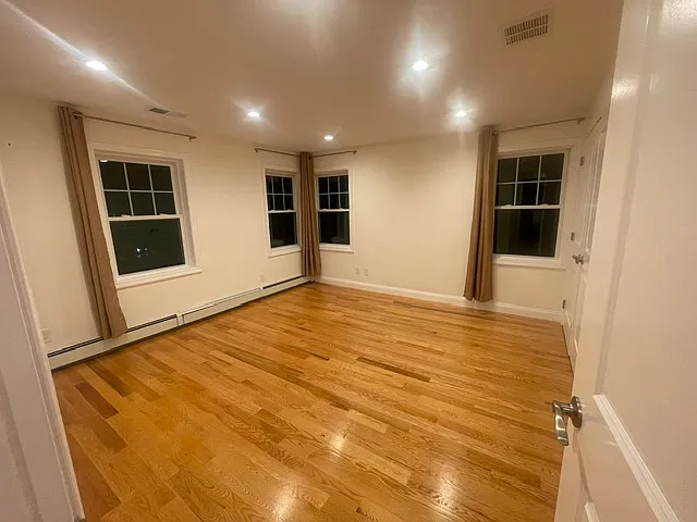 24 Fairfield St — Photo 14