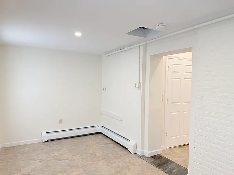 43 Main St #1A — Photo 10