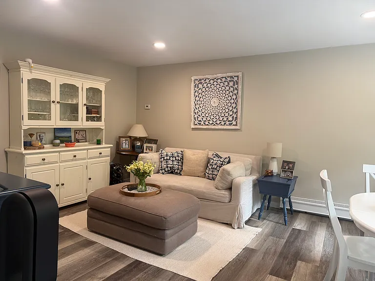 37 Edgemont Rd #2A — Photo 7