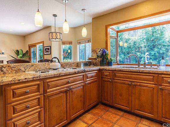 3rd image of 26602 Goldenrod Pl