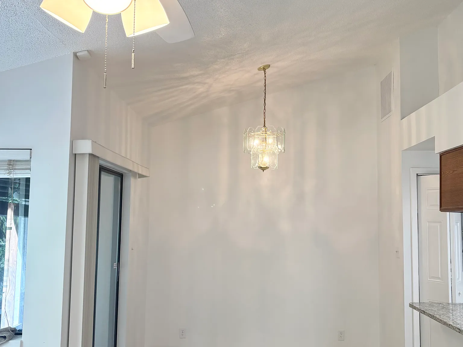 2 bed, 1000 sqft, $1,500 — Photo 3