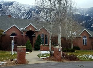 33 S Wanderwood Way, Sandy, UT 84092