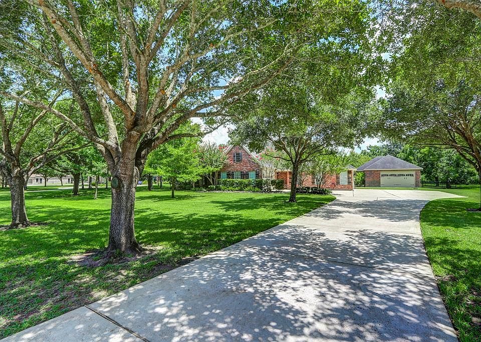 1st image of 1210 Brazoswood Pl