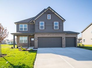 6349 Madera Dr, Whitestown, IN 46075