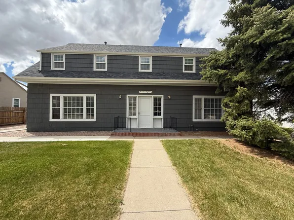 Two By Four - 1718 Ave I, 1718 Avenue I #2, Scottsbluff, NE 69361
