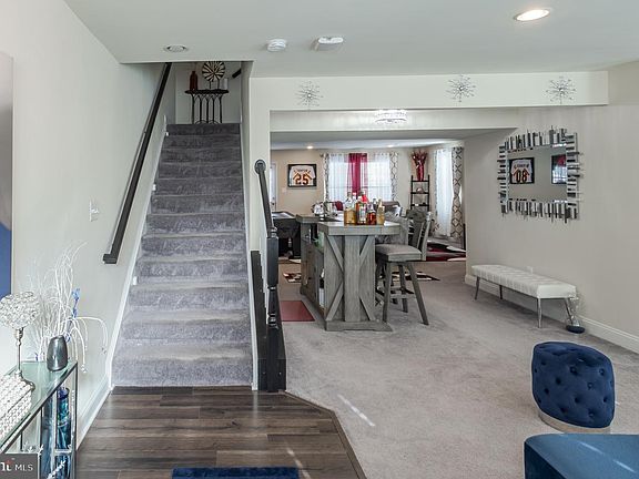3rd image of 11391 Tolkien Ave