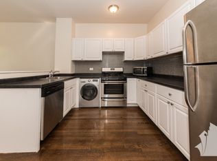 1415 W Hutchinson St #103R, Chicago, IL 60613