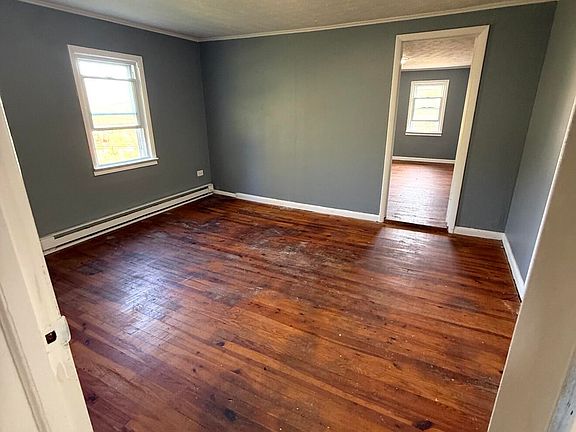 3rd image of 3122 S Main St #2