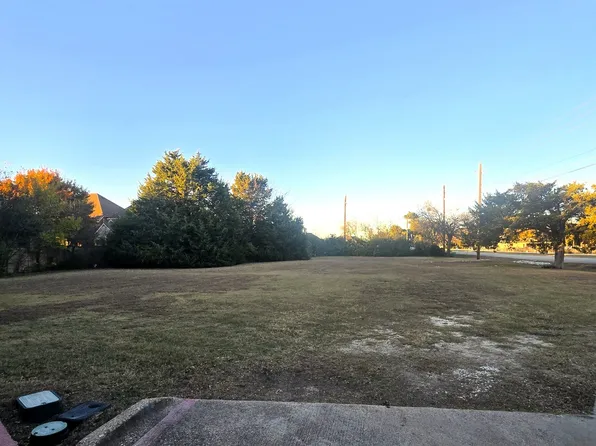 1700 N Westmoreland Rd, Desoto, TX 75115