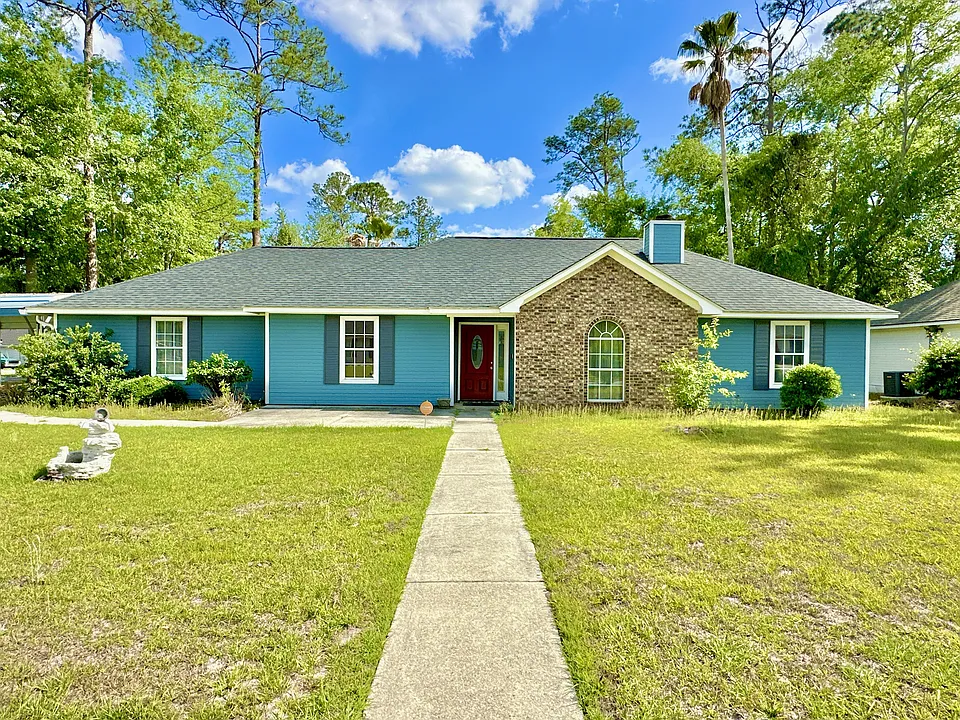 1111 Timber Line Dr