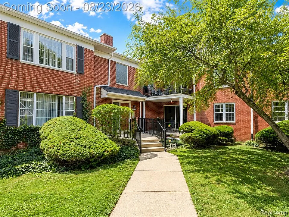 27654 E Echo Valley #231