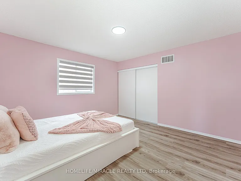 41 Beachpoint Blvd #UPPER — Photo 36