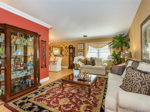 5th image of 9606 Sycamore Ct