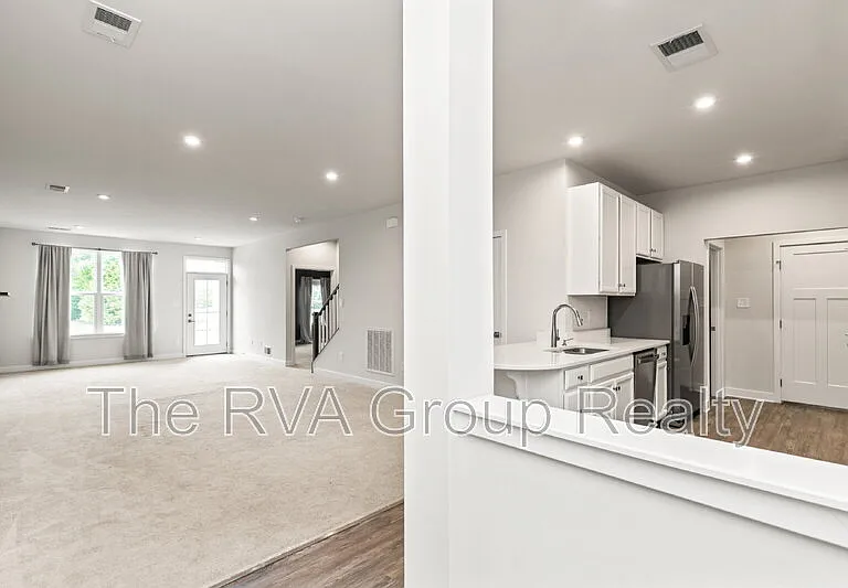 9065 Spring Green Loop — Photo 5