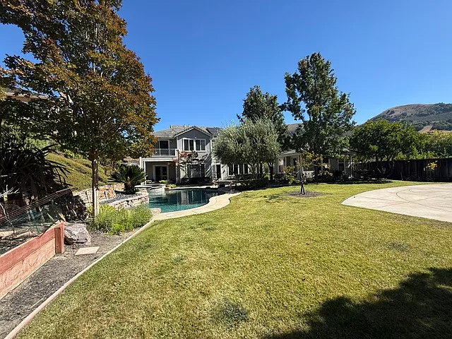 3581 Ashbourne Cir — Photo 8