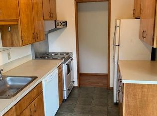 412 N 45th St APT 101, Seattle, WA 98103