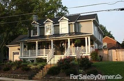 2nd image of 2712 N Florida St