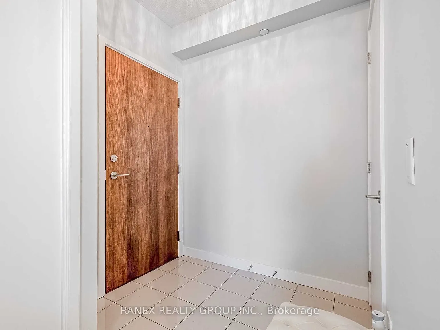 2 bed, $2,950 — Photo 4