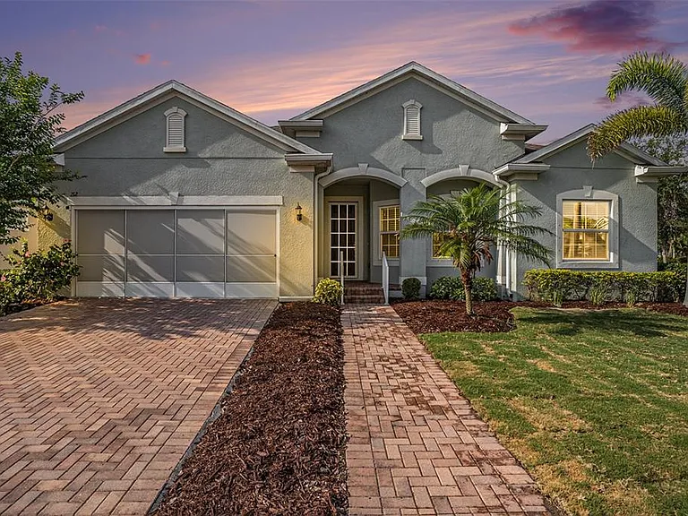 212 Shell Creek Ct — Photo 1