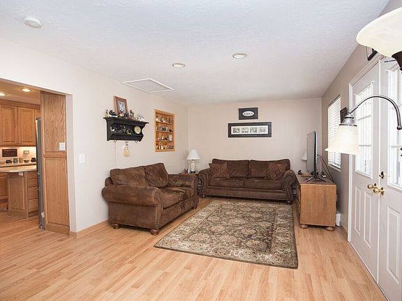 5th image of 1239 N 725 W