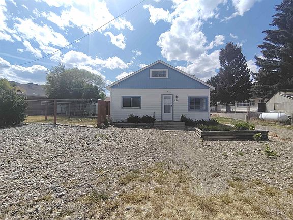 4th image of 220 S 2nd St