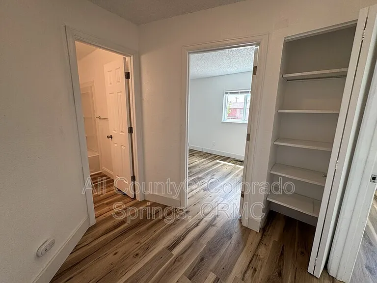 6676 Provincial Dr — Photo 8
