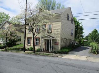 109 N Main St, Nazareth, PA 18064