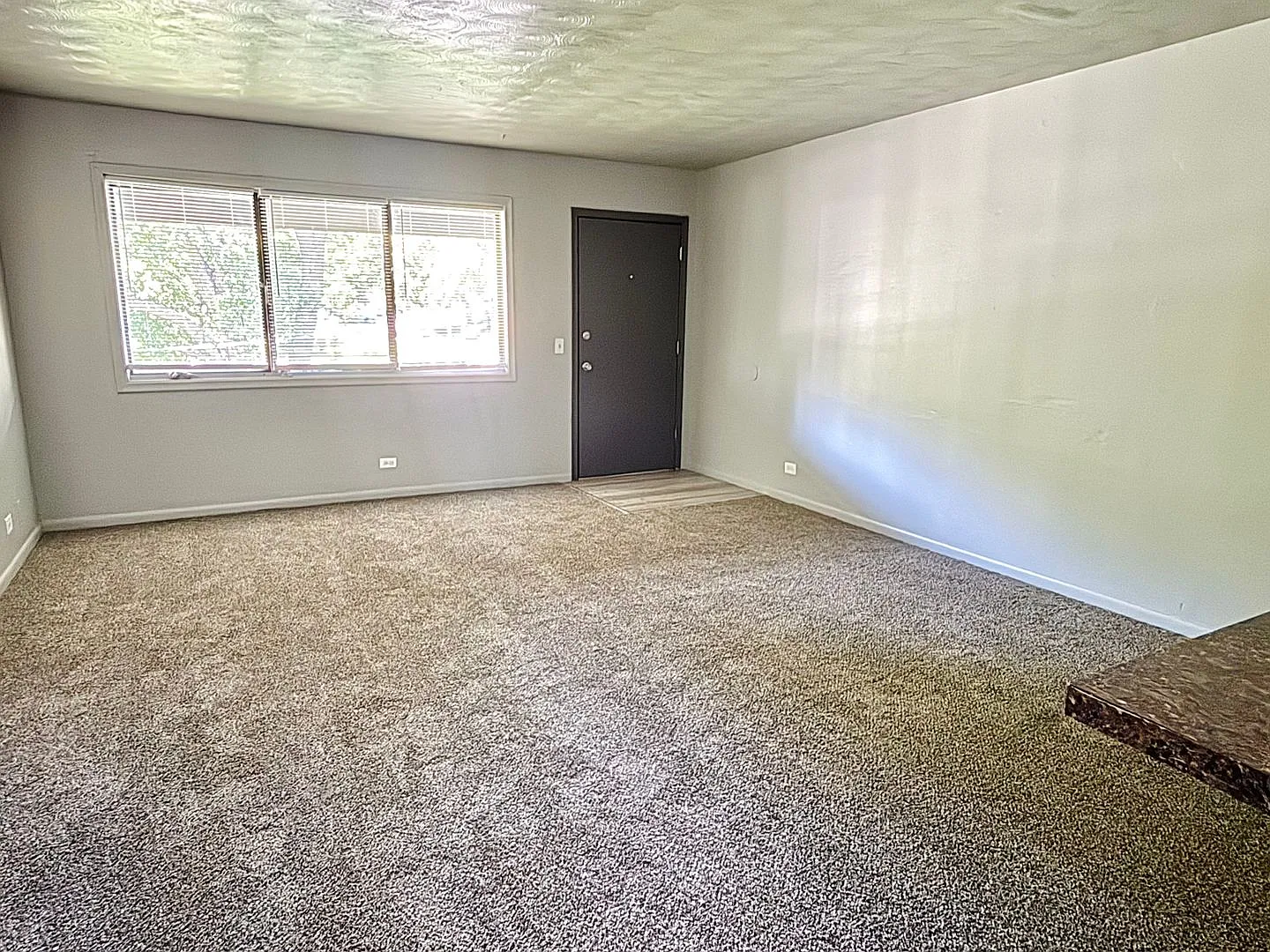 Decatur 4527 — Photo 3
