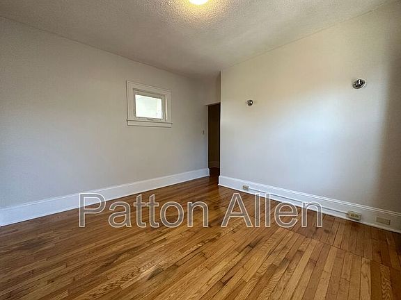 5th image of 205 Hillside St APT 2