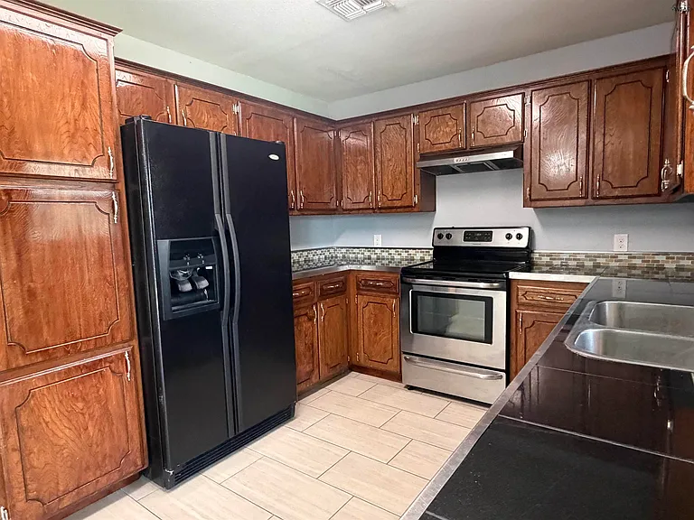 4721 Cypress Ave — Photo 5