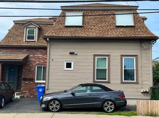 221 Charles St APT 2, Waltham, MA 02453