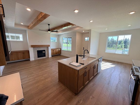 5th image of 2451 N Villa Rd