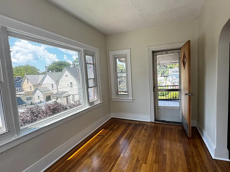 247 Nuber Ave #2 — Photo 6