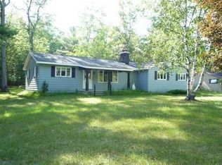 319 Evergreen Dr, Grayling, MI 49738