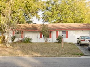 305 Cricket Hollow Ln, Eustis, FL 32726