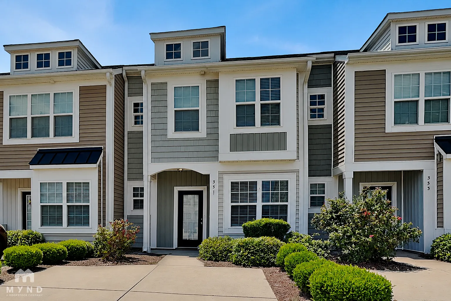 3 bed, 2.5 bath, 1587 sqft, $1,780 — Photo 1