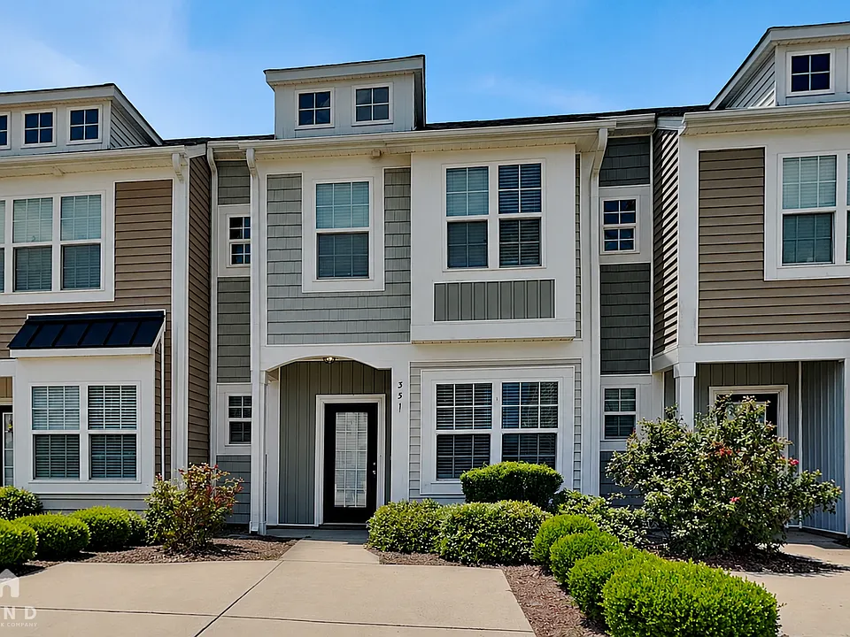 351 Halton Crossing Dr SW