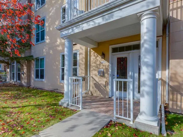 3000 Marda Line SW #155, Calgary, AB T2T 6C8