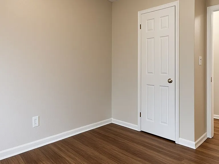 1806 Heatherton Dr — Photo 31