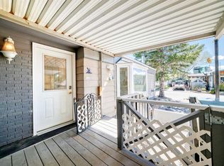 3223 83rd St NW #212, Calgary, AB T3B 5N1
