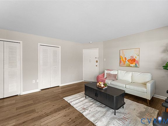 5th image of 5610 Crenshaw Rd APT 1213