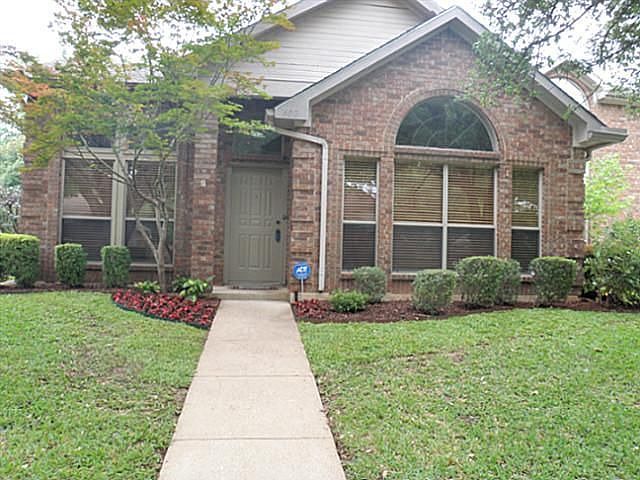 1st image of 600 Giltin Dr