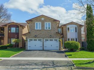 599 York Hill Blvd, Vaughan, ON L4J 5L3
