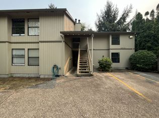 4634 SW Vermont St APT 4, Portland, OR 97219