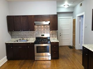 2227 N Sawyer Ave #2R, Chicago, IL 60647