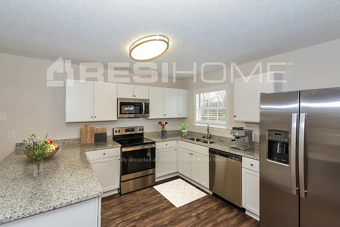 Building Photo - 3712 Petty Ln
