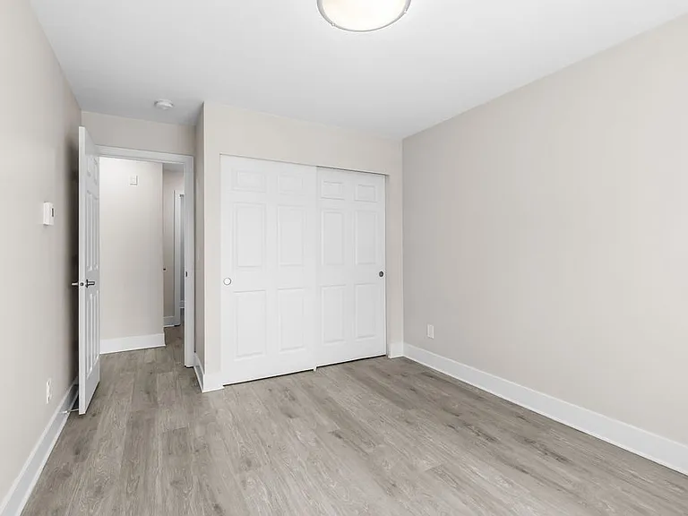 Bradley Park Apartments — Photo 70