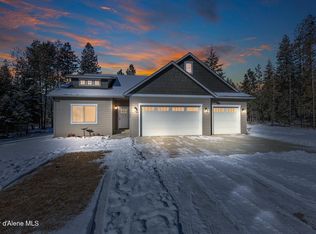 195 Bumpy Way, Blanchard, ID 83804